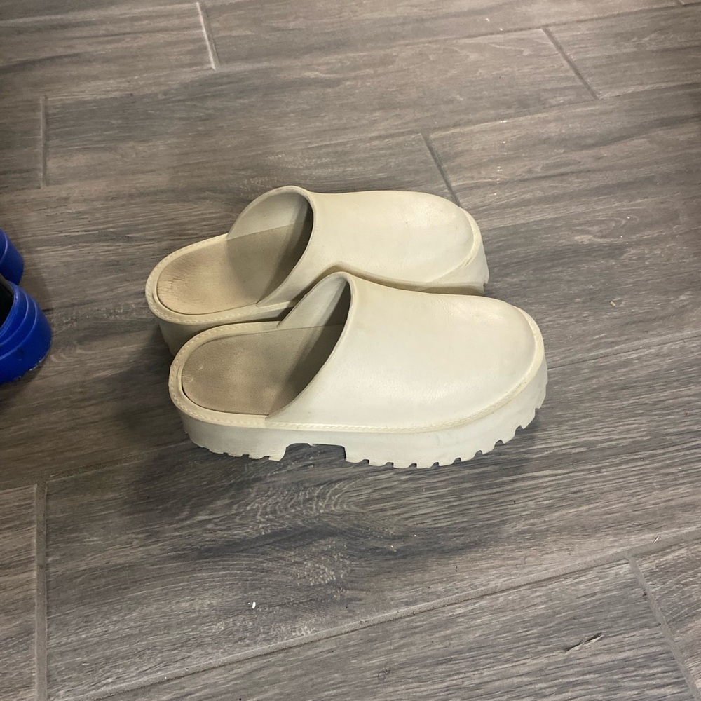 Kids Beige Slip-On Slippers